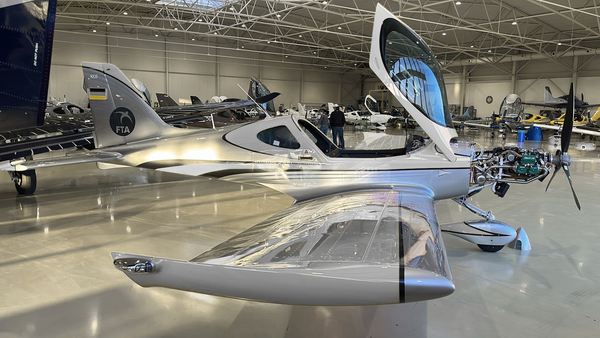 Die erste Bristell B23-912iS der FTA